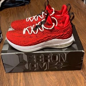 Men’s Nike LeBron 15 Low
